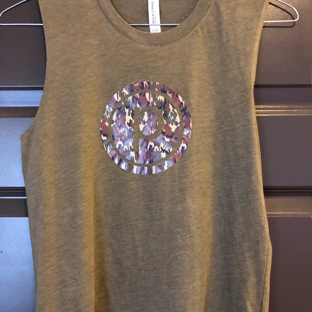 Pure Barre olive green camo circle p top